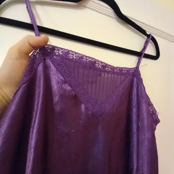 Flowy purple slip dress with mesh and lace detail - Picture 2 of 6